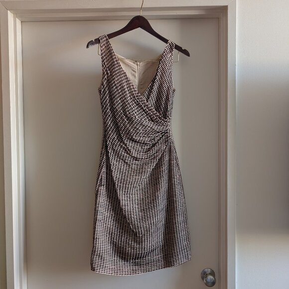 Valentino Dresses & Skirts - Valentino textured dress - size 4 tan with black and hot pink details